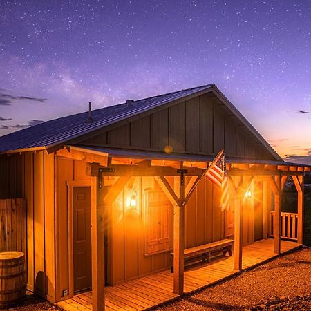 -Pet Friendly- Miners Cabin #6 - King Bed With Private Balcony Tombstone Bagian luar foto