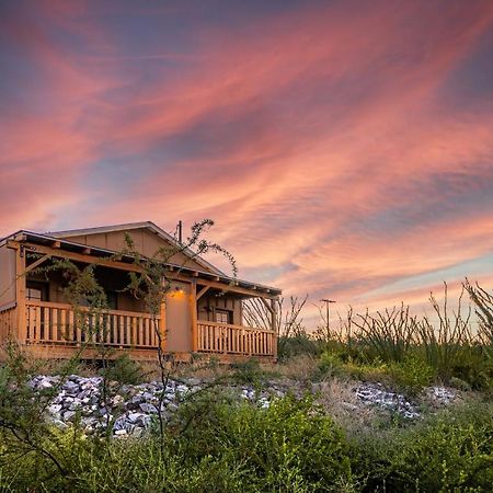 -Pet Friendly- Miners Cabin #6 - King Bed With Private Balcony Tombstone Bagian luar foto