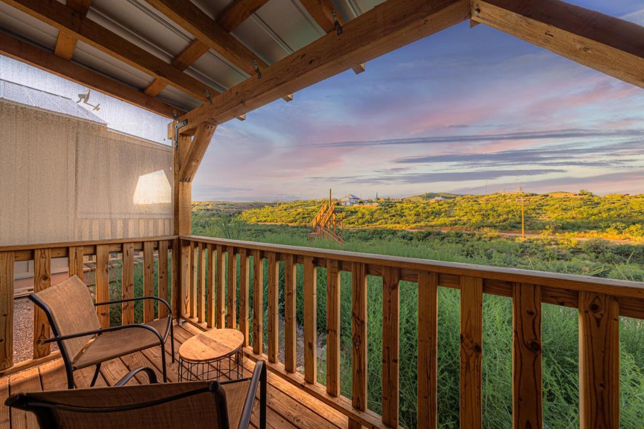 -Pet Friendly- Miners Cabin #6 - King Bed With Private Balcony Tombstone Bagian luar foto
